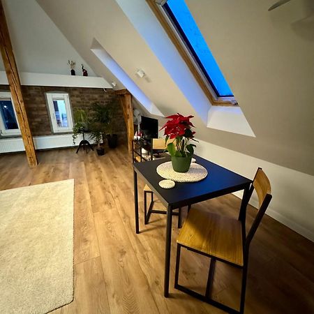 Apartamenty Astor - Ksiezycowy 斯扎瓦诺泽德霍 外观 照片