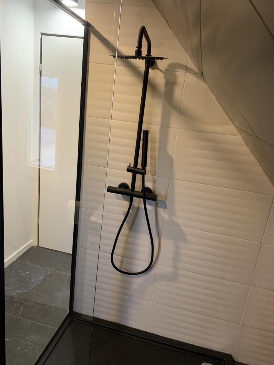 Apartamenty Astor - Ksiezycowy 斯扎瓦诺泽德霍 外观 照片