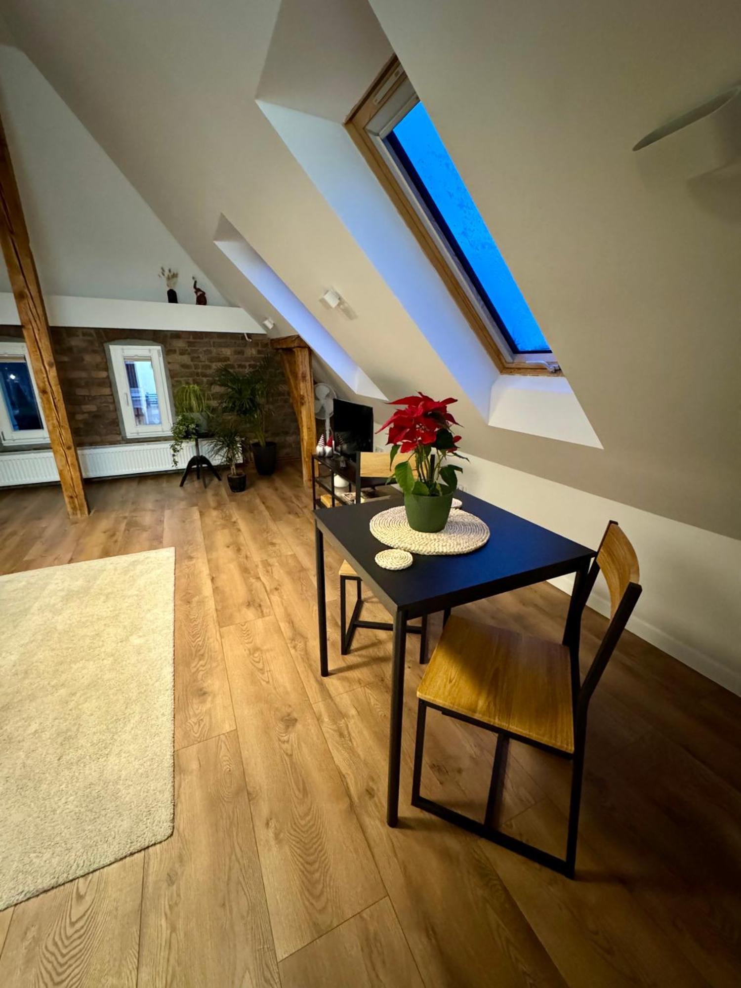 Apartamenty Astor - Ksiezycowy 斯扎瓦诺泽德霍 外观 照片